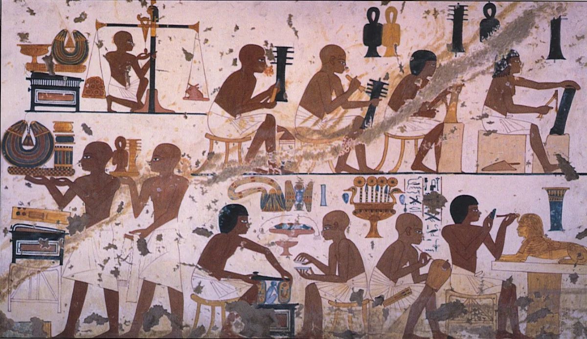 Ancient Egyptian arts [source from [Wikipedia](https://en.wikipedia.org/wiki/Art_of_ancient_Egypt)]